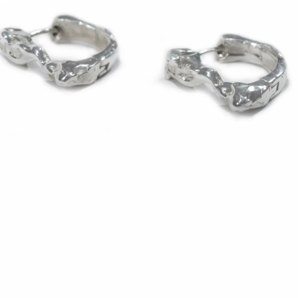 SQUARE DRIP HOOPS SILVER